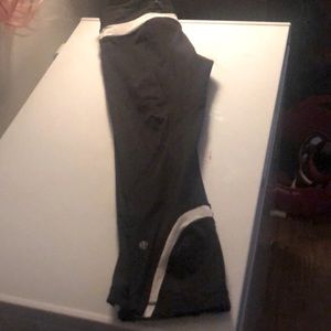 Like new lulu lemon cropped leggings